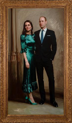 The first official joint portrait of Prince William and Kate has been unveiled