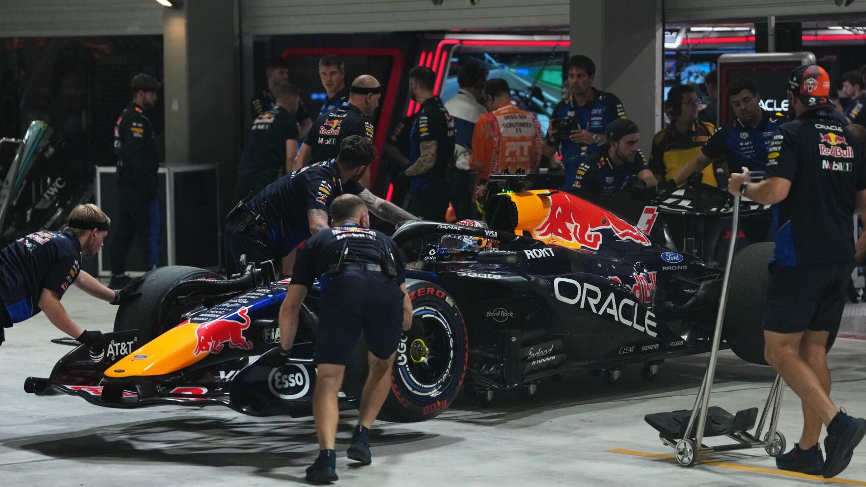 Singapore F1 GP Auto Racing