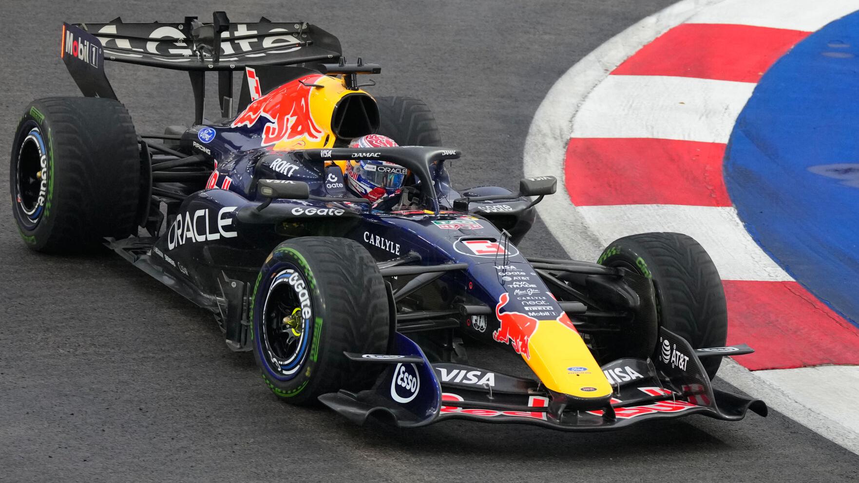 Singapore F1 GP Auto Racing