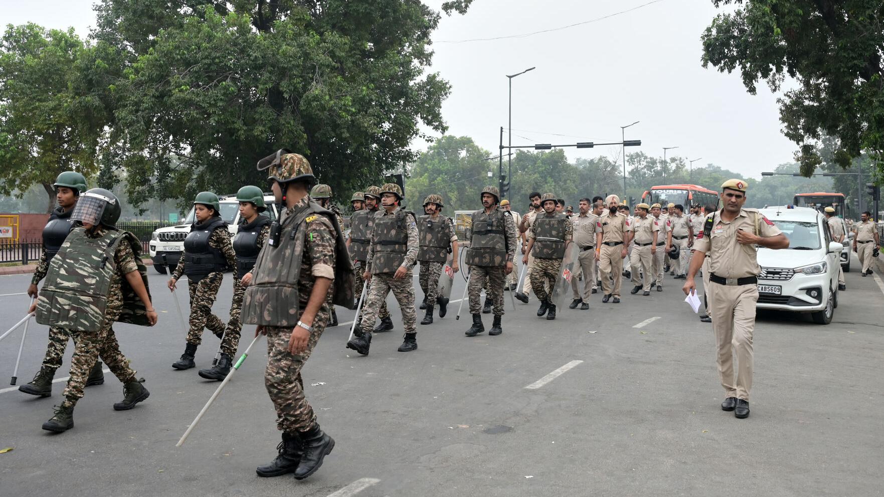 India Cockroach Protest