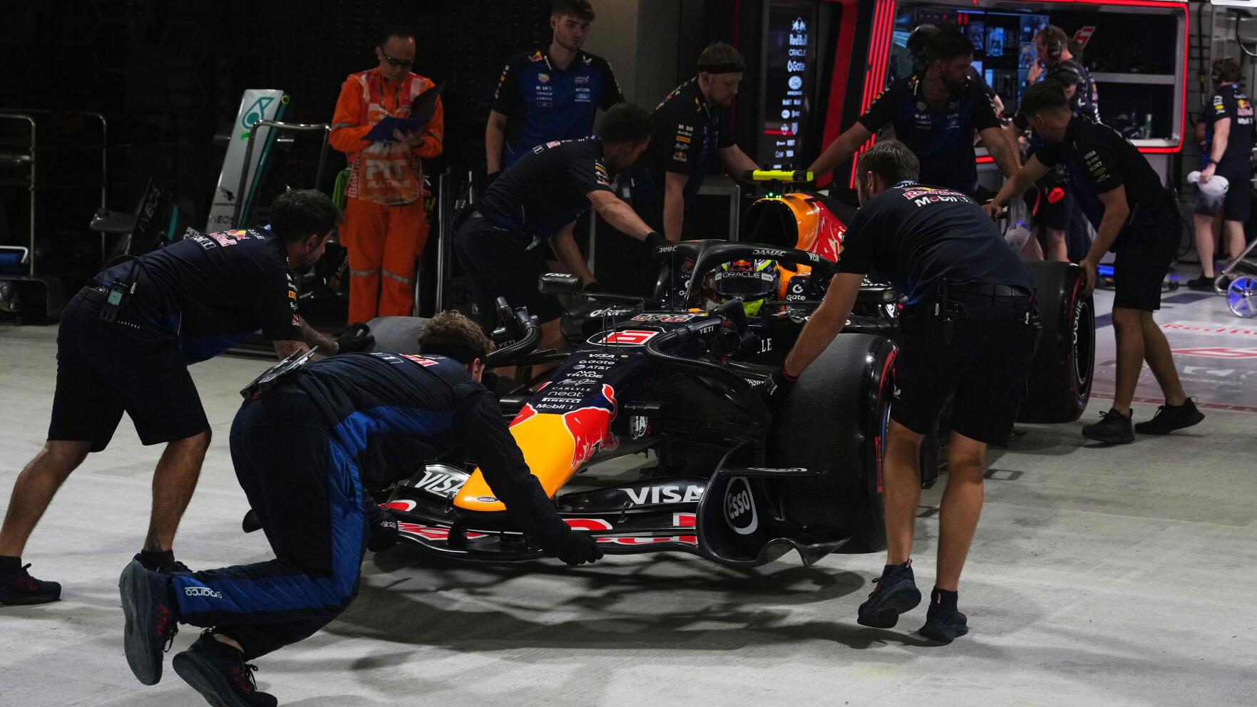 Singapore F1 GP Auto Racing