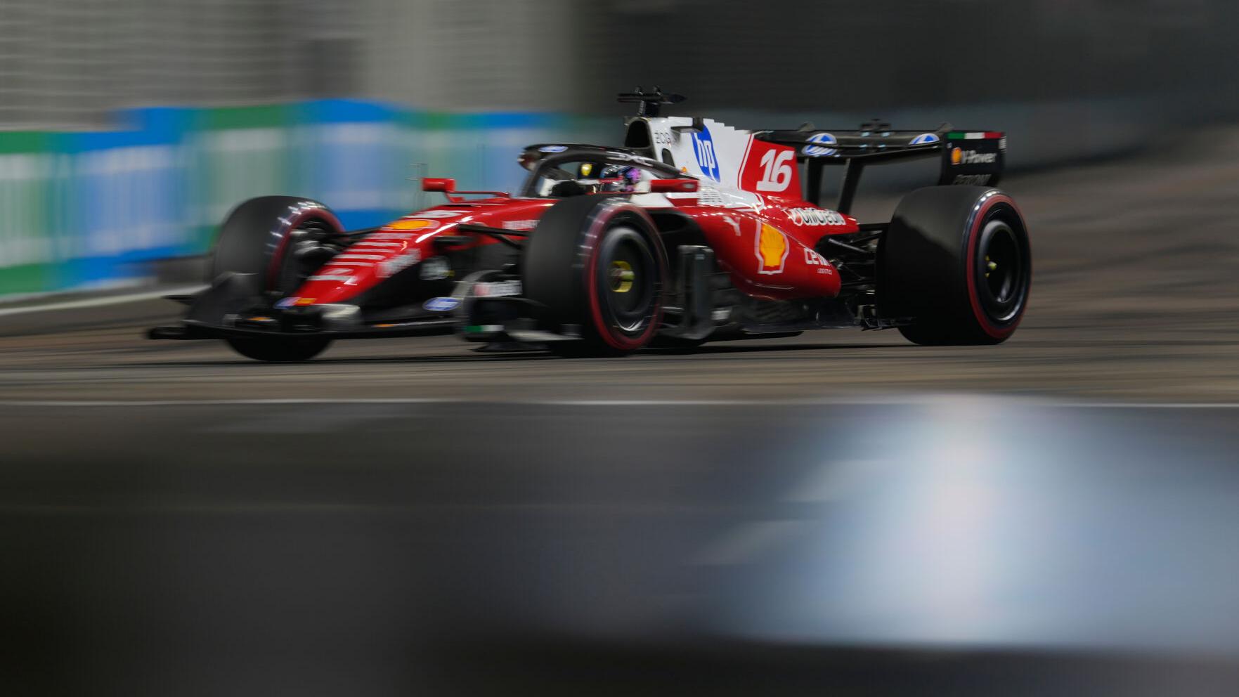 Singapore F1 GP Auto Racing