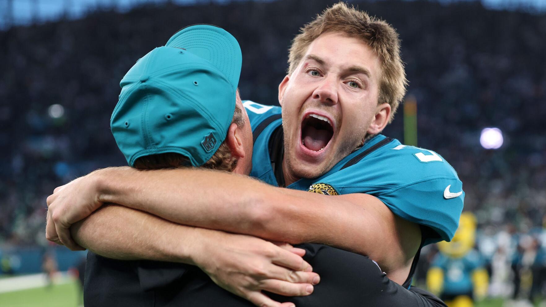 APTOPIX Eagles Jaguars Football
