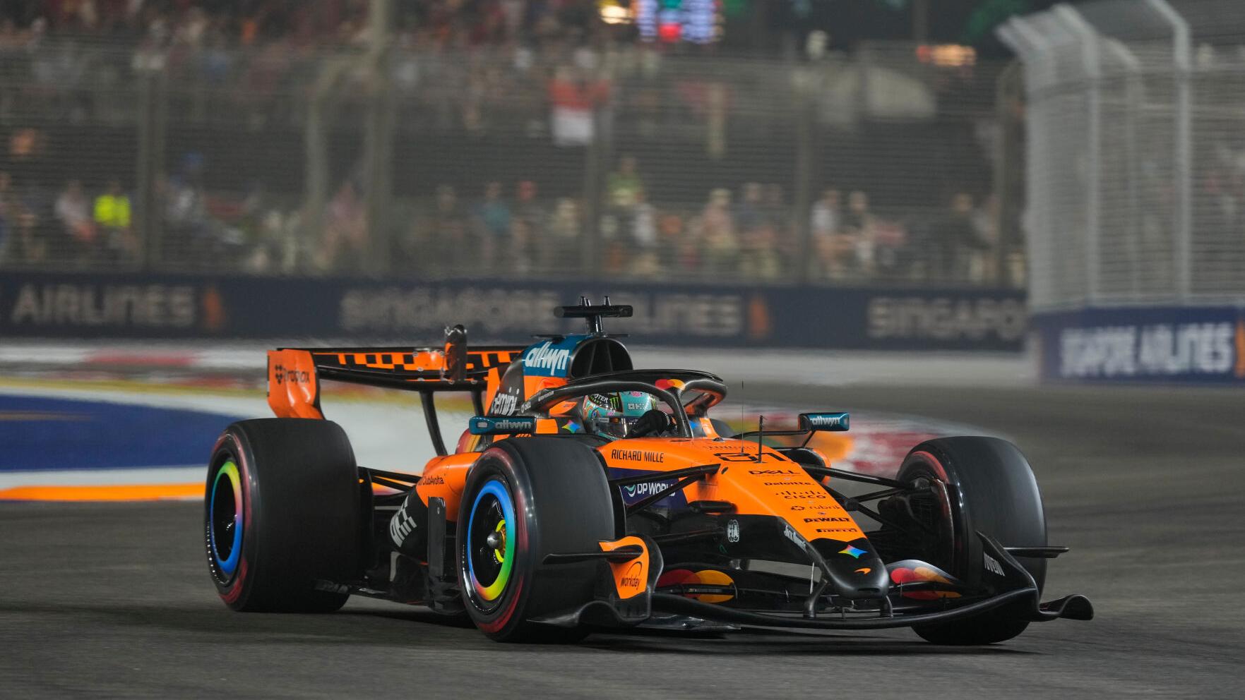 Singapore F1 GP Auto Racing