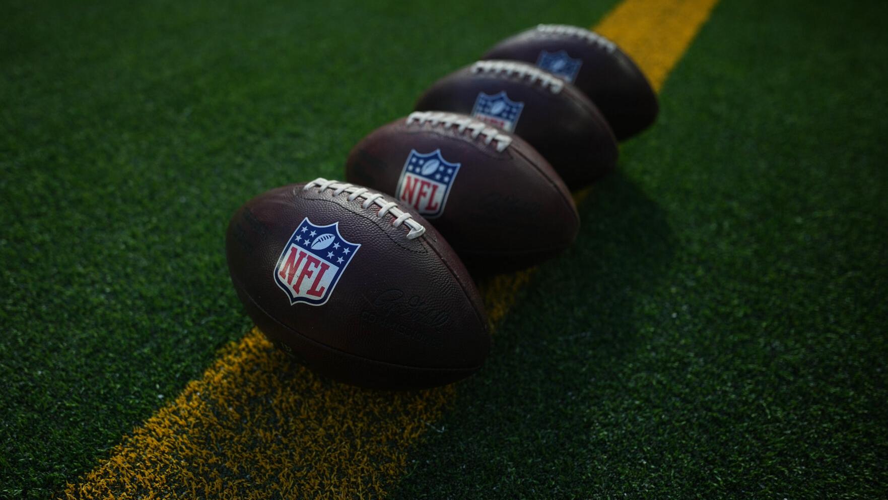 Eagles Jaguars Football