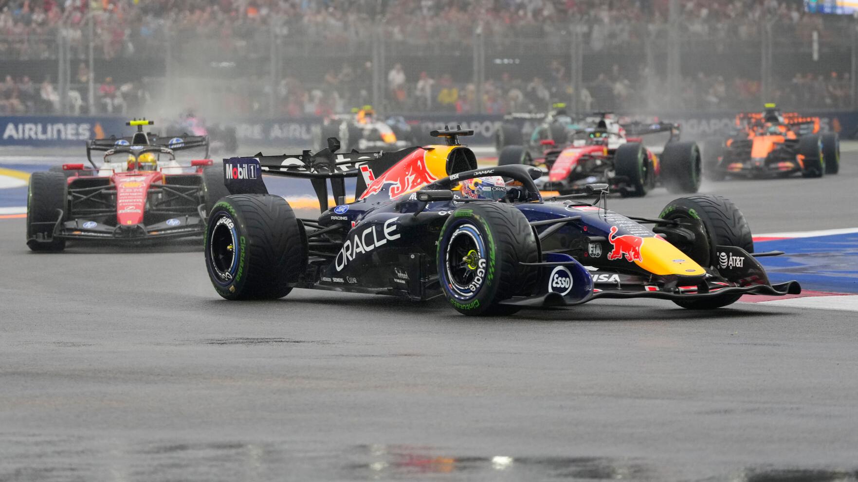 Singapore F1 GP Auto Racing