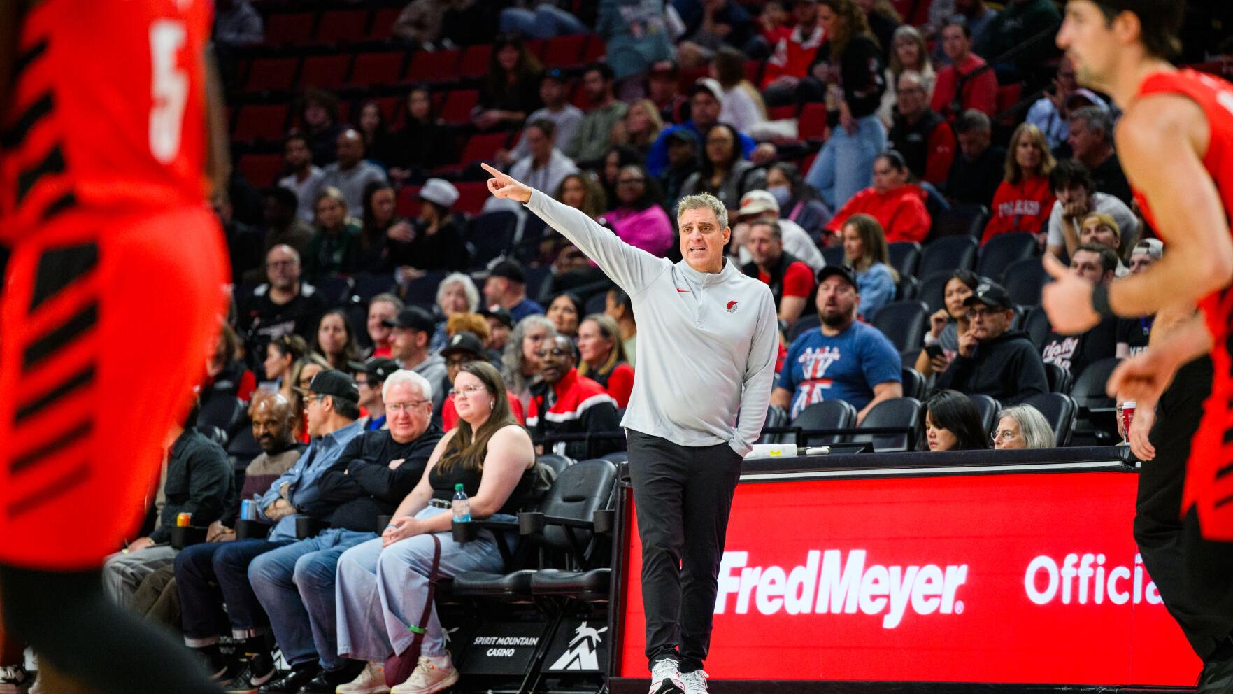Lions Trail Blazers Basketball