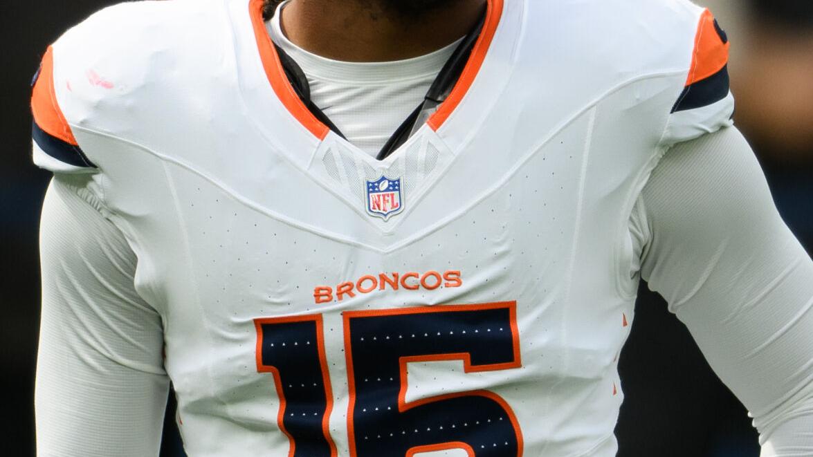 Broncos Chargers Football