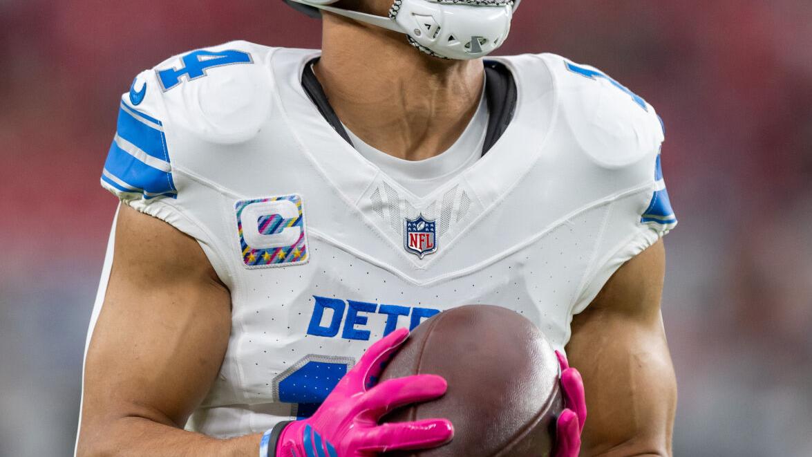 Lions Cardinals Football