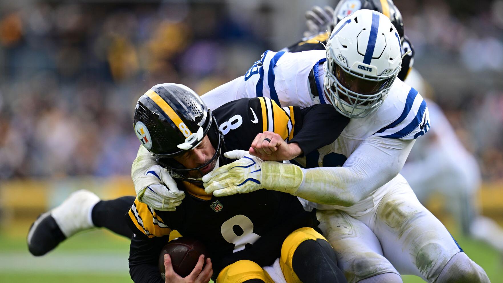 APTOPIX Colts Steelers Football