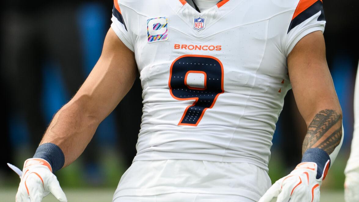 Broncos Chargers Football