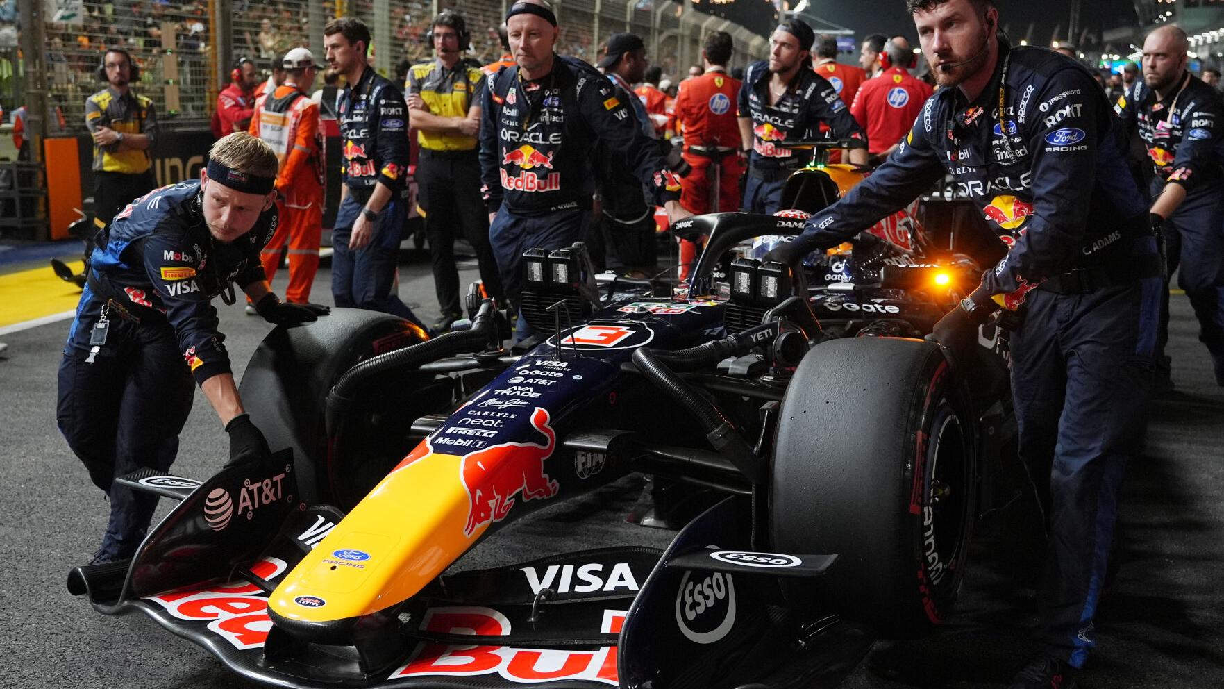 Singapore F1 GP Auto Racing