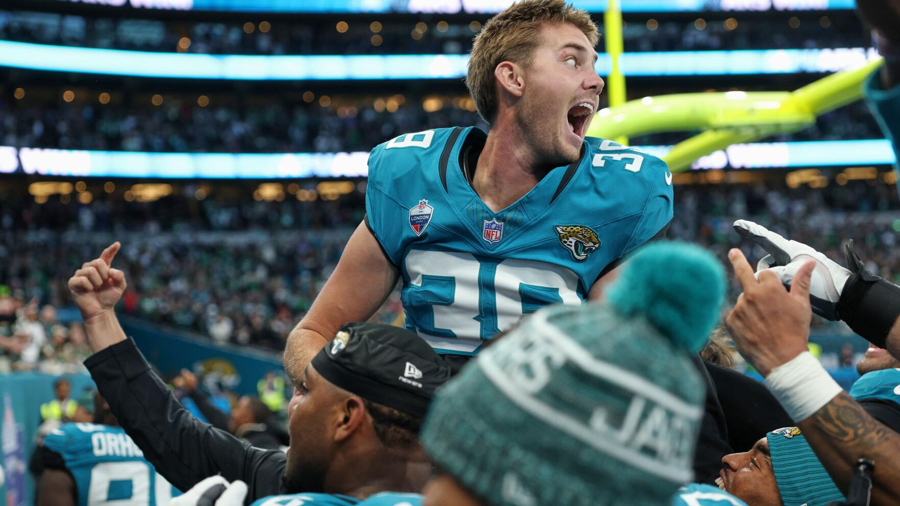 APTOPIX Eagles Jaguars Football